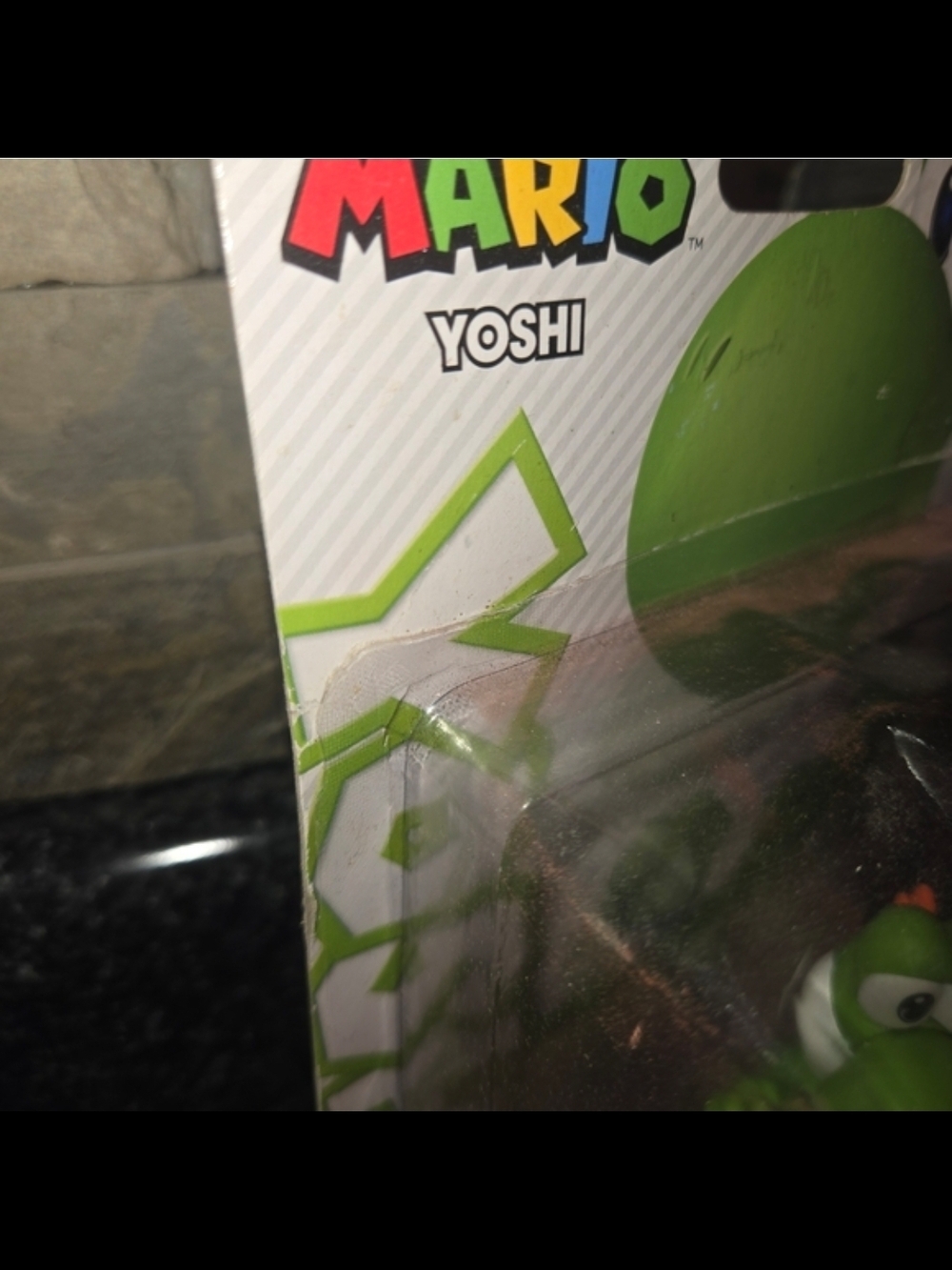 Nintendo Super Mario Yoshi Green and White Amiibo - Picture 2 of 4